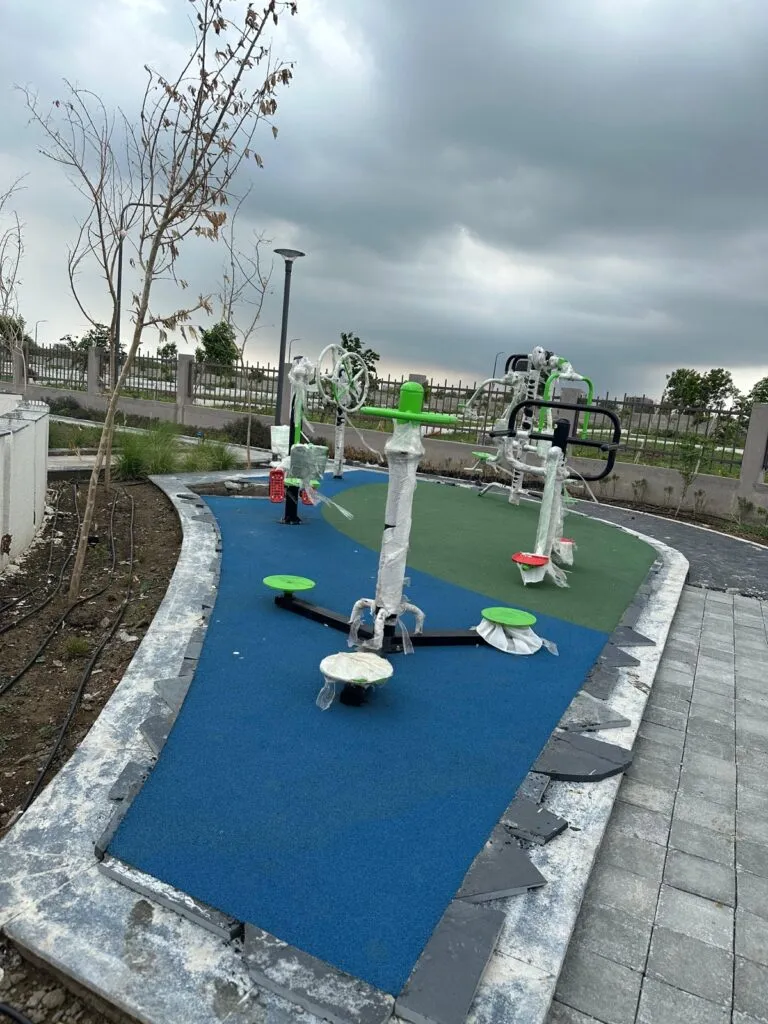 25mm EPDM Flooring with Open Gym & Children's Play Equipment – Godrej Properties, Nagpur – photo 2